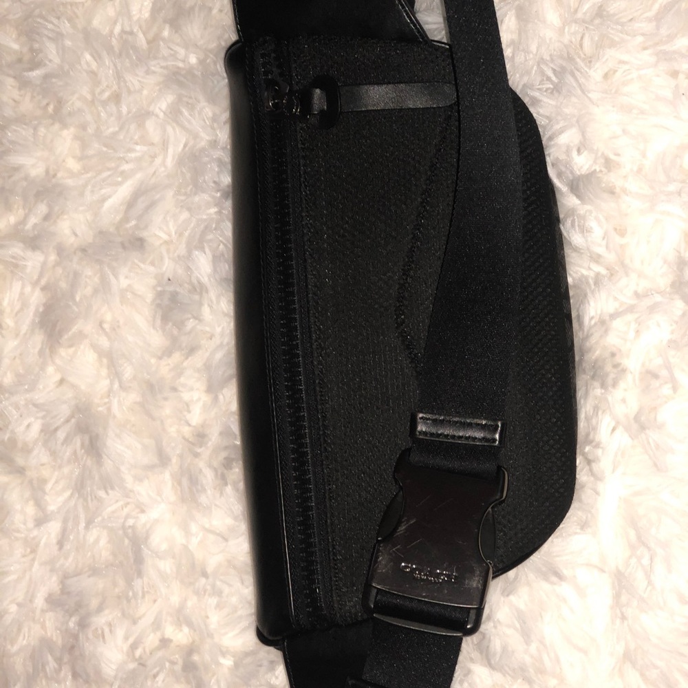 Men’s cross body bag
